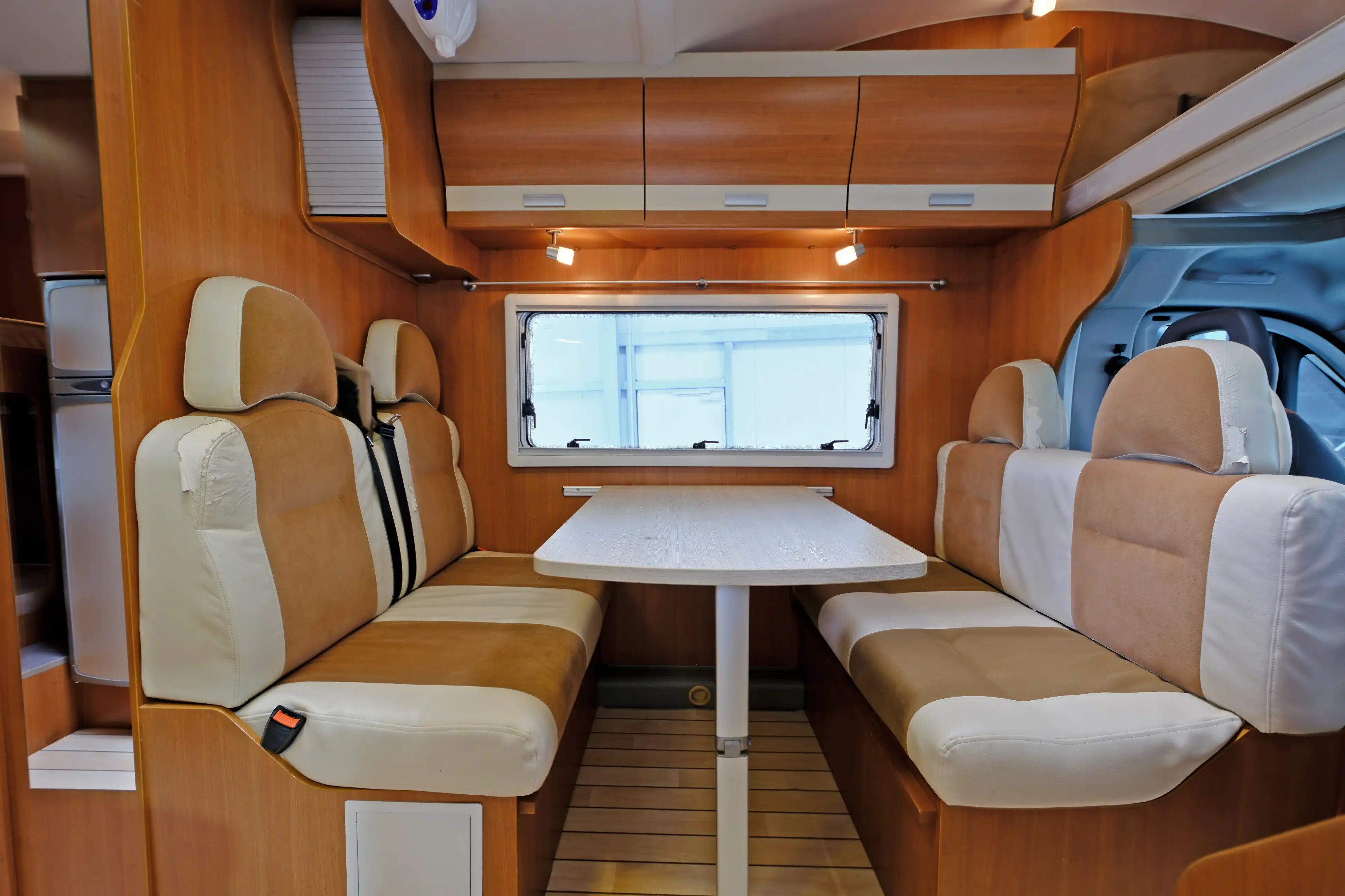 PILOTE Aventura A 650 
